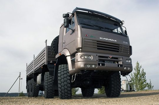 Купить шины для КамАЗ 6560 в Санкт-Петербурге и Сургуте